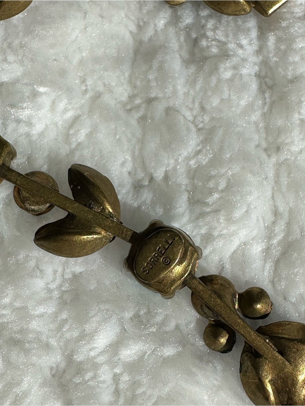 Sorrelli crystal earrings - Picture 4 of 4